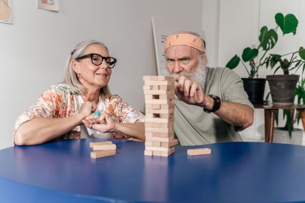 Quelles activités enrichissantes pour les seniors retraités?