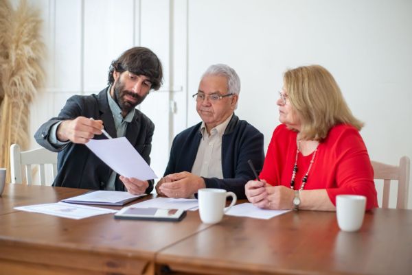 Quels recours en cas de litige pour les seniors ?